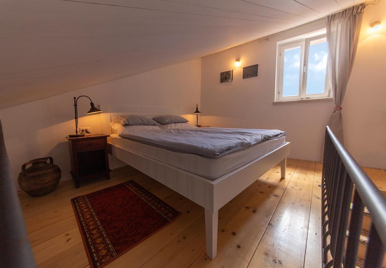 Apartments Casa Vecchia โรวีน ภายนอก รูปภาพ