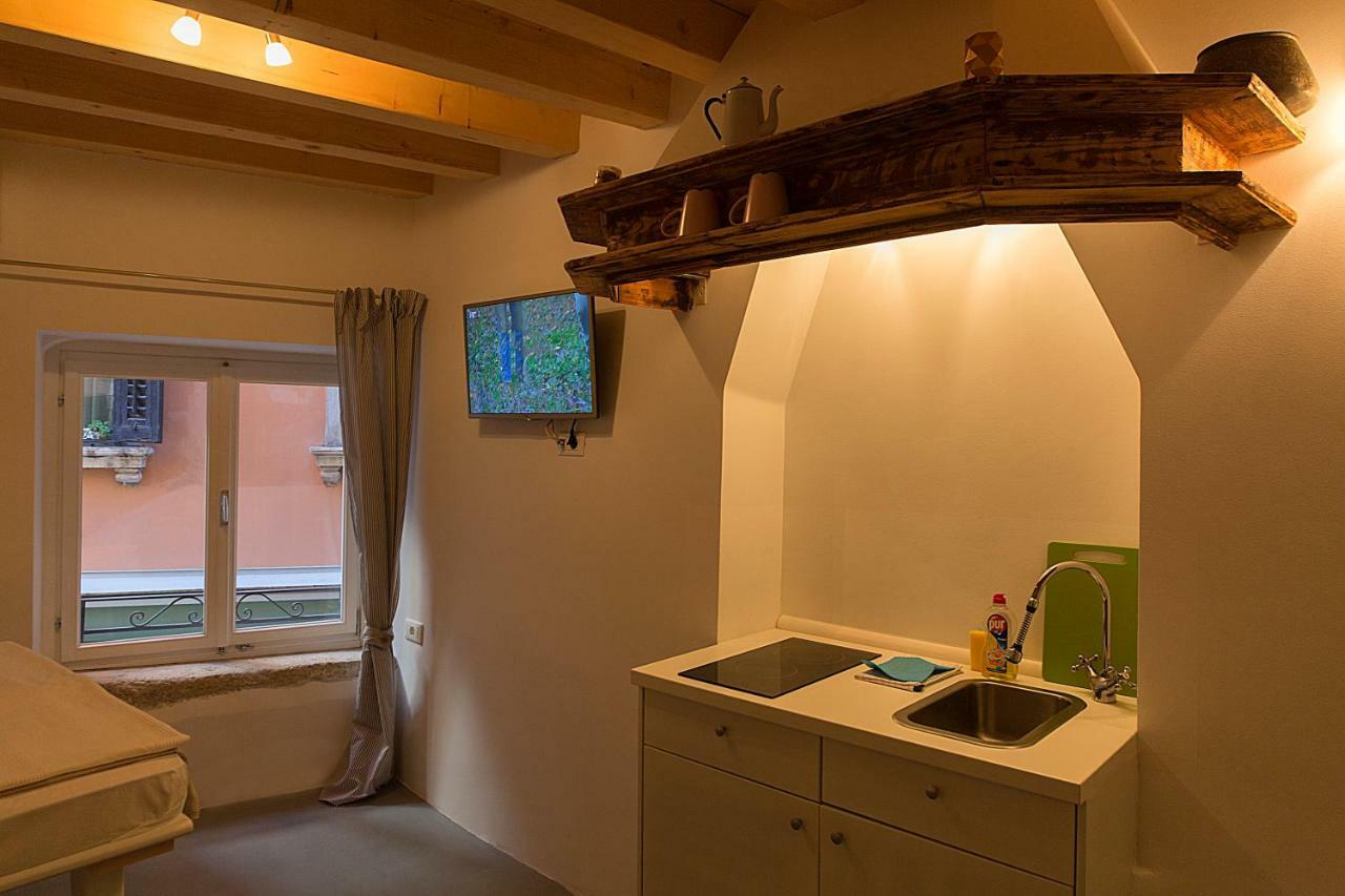 Apartments Casa Vecchia โรวีน ภายนอก รูปภาพ